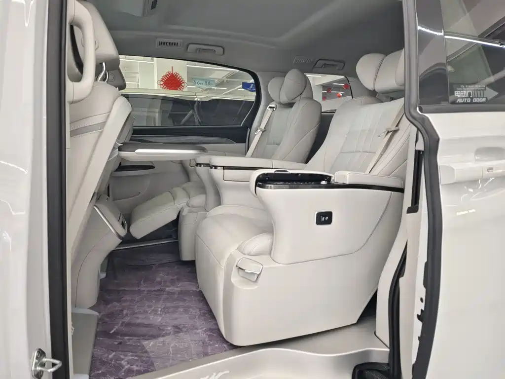 Buick Buick GL8 2023 ES Landmark Luxury and Joy Edition 2023 - thumbnail 11