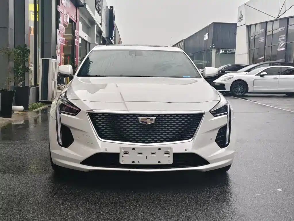 Cadillac Cadillac CT6 2022 28T Luxury 2023 - thumbnail 2