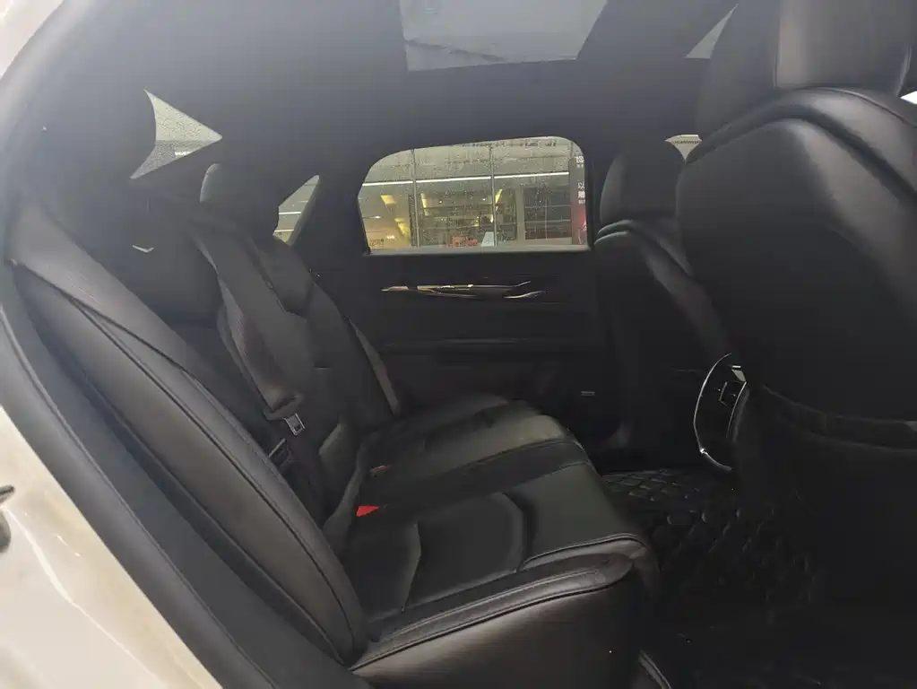 Cadillac Cadillac CT6 2022 28T Luxury 2023 - thumbnail 9