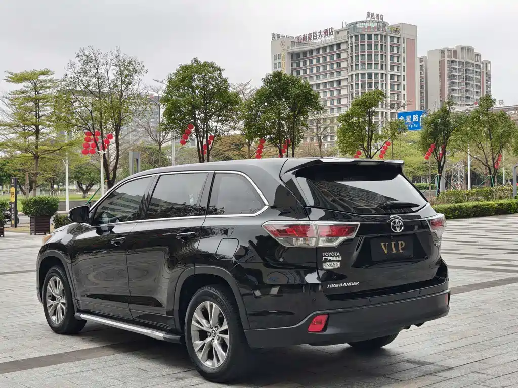 Toyota Toyota Highlander 2017 2.0T 2WD LE 7-seater 2017 - thumbnail 3