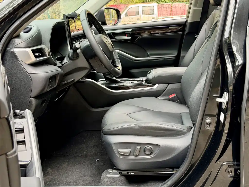 Toyota Toyota Highlander 2022 380T AWD Premium 7-seater 2022 - thumbnail 15