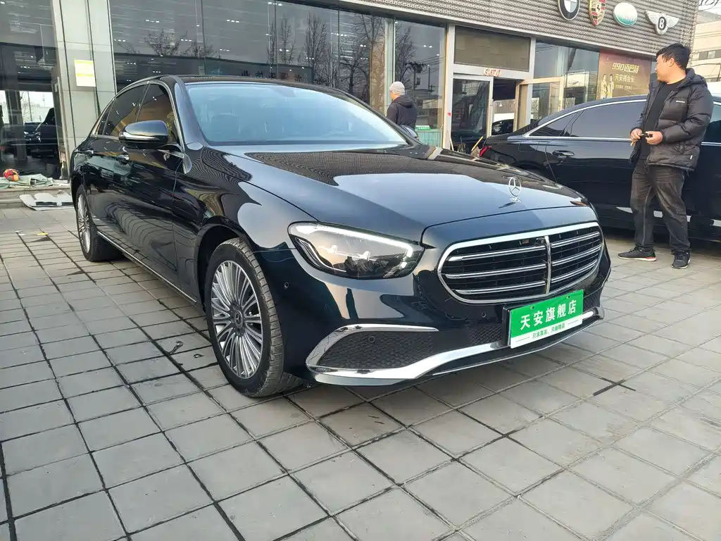 Mercedes-Benz Mercedes-Benz E-Class 2023 Model Year Facelift E 300 L Fashion Edition 2023 - thumbnail 3