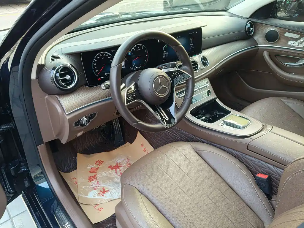 Mercedes-Benz Mercedes-Benz E-Class 2023 Model Year Facelift E 300 L Fashion Edition 2023 - thumbnail 9