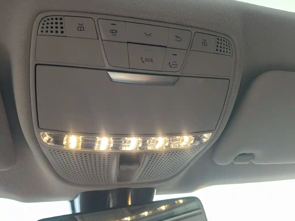 Mercedes-Benz Mercedes-Benz E-Class 2023 Model Year Facelift E 300 L Fashion Edition 2023 - thumbnail 16