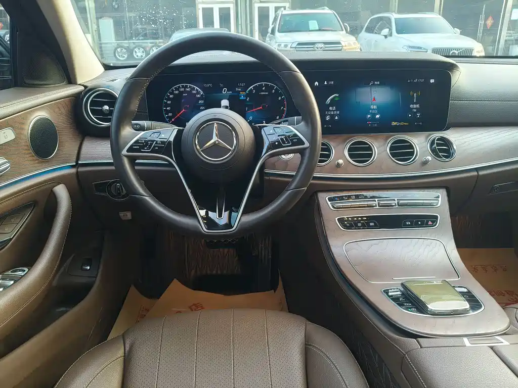 Mercedes-Benz Mercedes-Benz E-Class 2023 Model Year Facelift E 300 L Fashion Edition 2023 - thumbnail 19