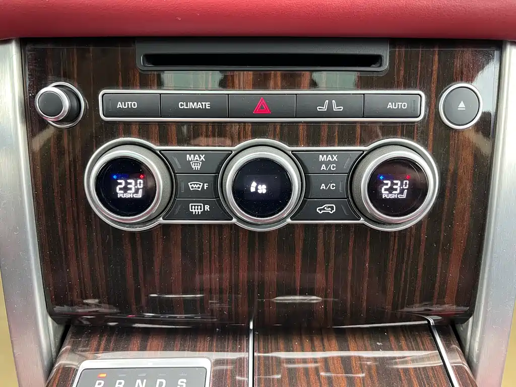 Land Rover Range Rover 2015 5.0 SC V8 Autobiography Long Wheelbase 2016 - thumbnail 26