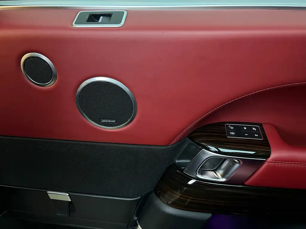 Land Rover Range Rover 2015 5.0 SC V8 Autobiography Long Wheelbase 2016 - thumbnail 30