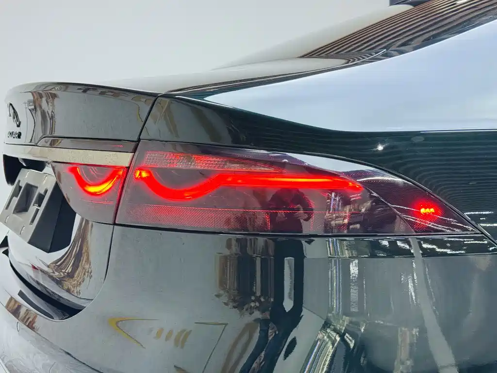 Jaguar Jaguar XFL 2023 XFL 2.0T P250 RWD Luxury Premium Edition 2023 - thumbnail 16