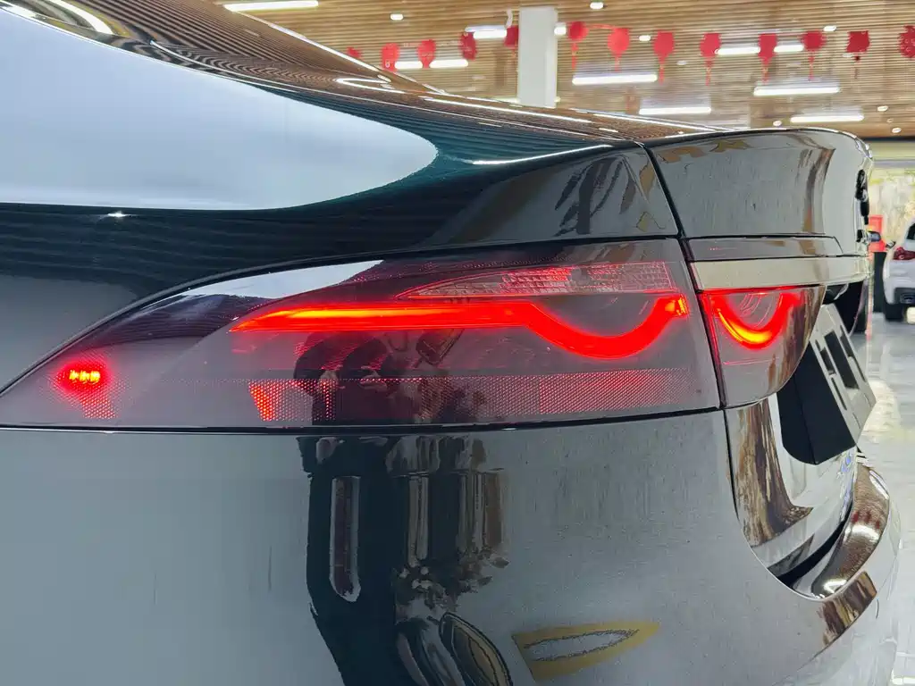 Jaguar Jaguar XFL 2023 XFL 2.0T P250 RWD Luxury Premium Edition 2023 - thumbnail 17