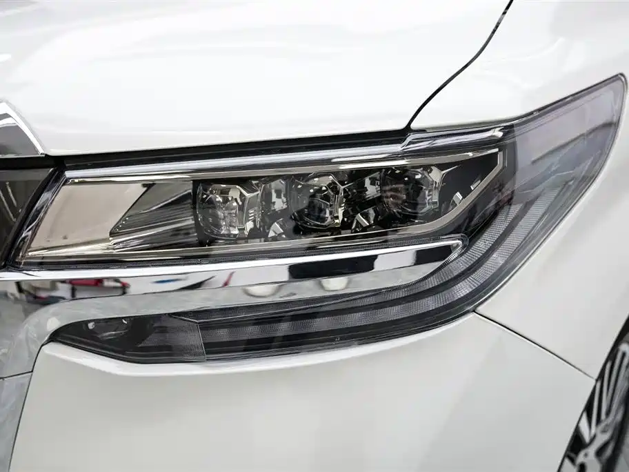 Toyota Alphard 2018 3.5L Luxury Edition 2018 - thumbnail 3