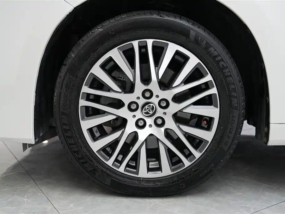Toyota Alphard 2018 3.5L Luxury Edition 2018 - thumbnail 4