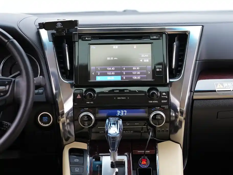 Toyota Alphard 2018 3.5L Luxury Edition 2018 - thumbnail 11