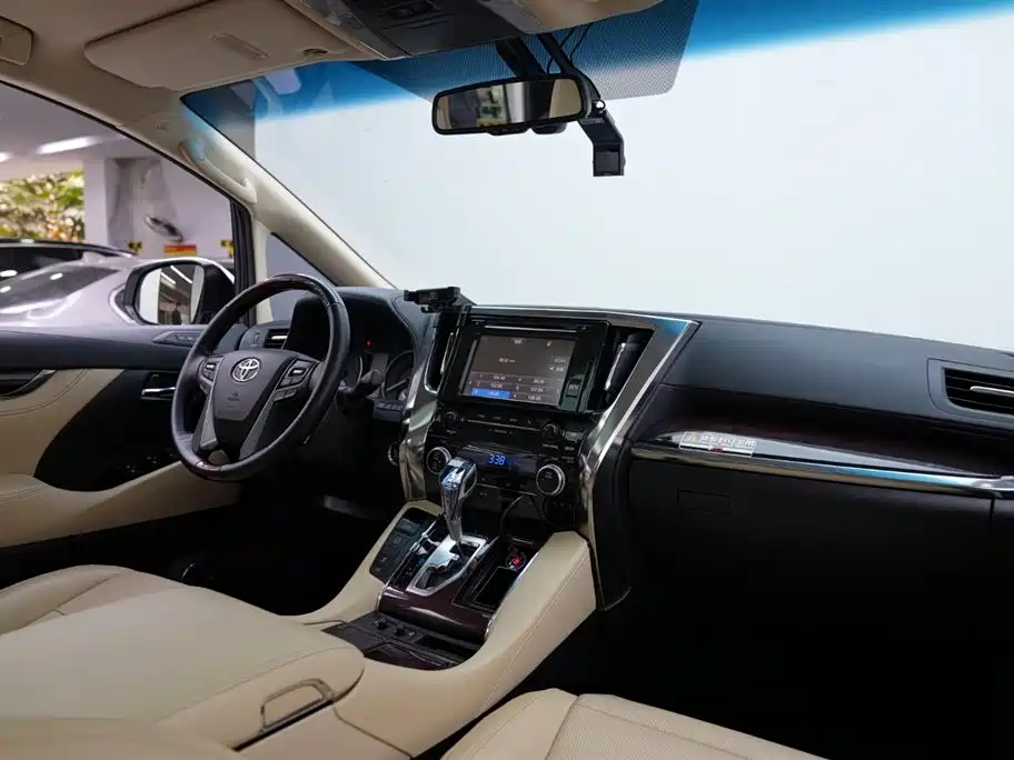 Toyota Alphard 2018 3.5L Luxury Edition 2018 - thumbnail 17