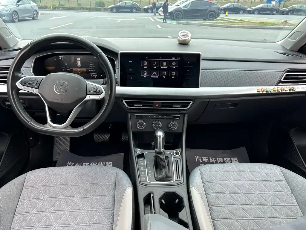 Volkswagen Lavida 2023 280TSI DSG Premium Edition 2022 - thumbnail 6
