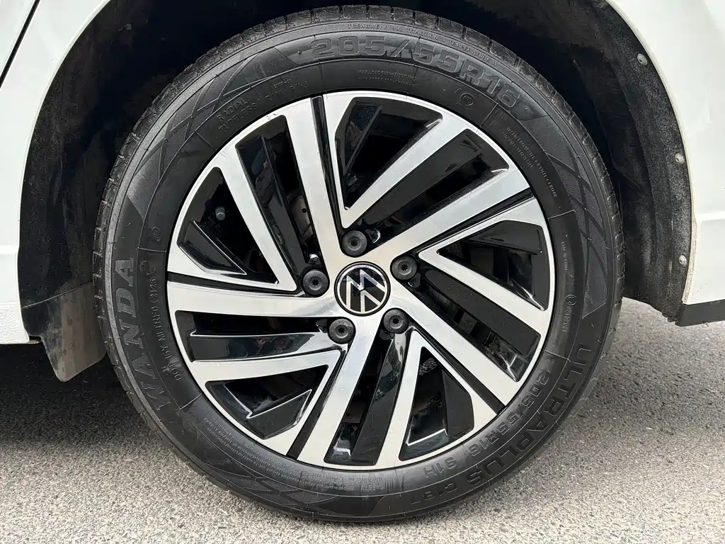 Volkswagen Lavida 2023 280TSI DSG Premium Edition 2022 - thumbnail 11