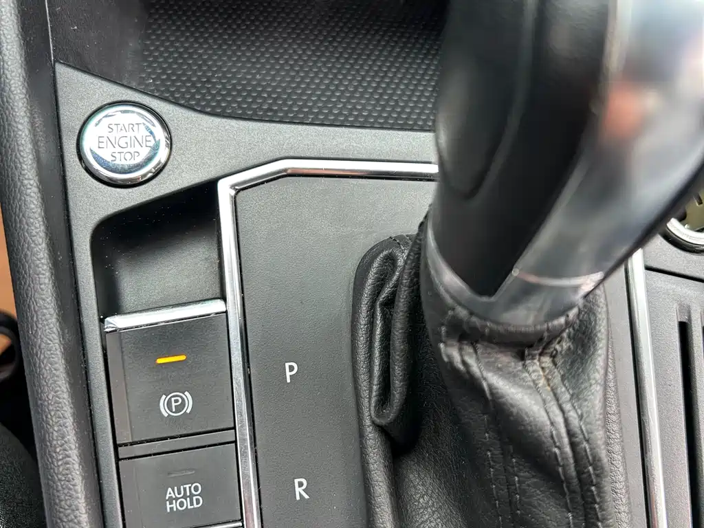 Volkswagen Lavida 2023 280TSI DSG Premium Edition 2022 - thumbnail 18