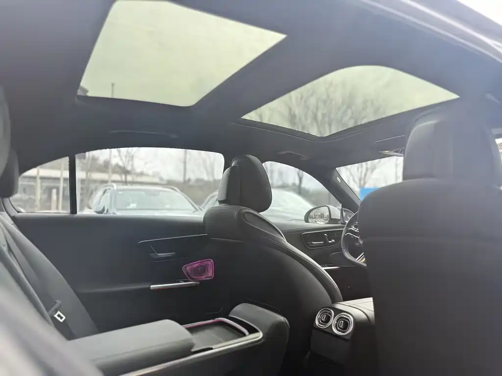 Mercedes-Benz Mercedes-Benz C-Class 2023 C 260 L Sport Edition 2023 - thumbnail 9