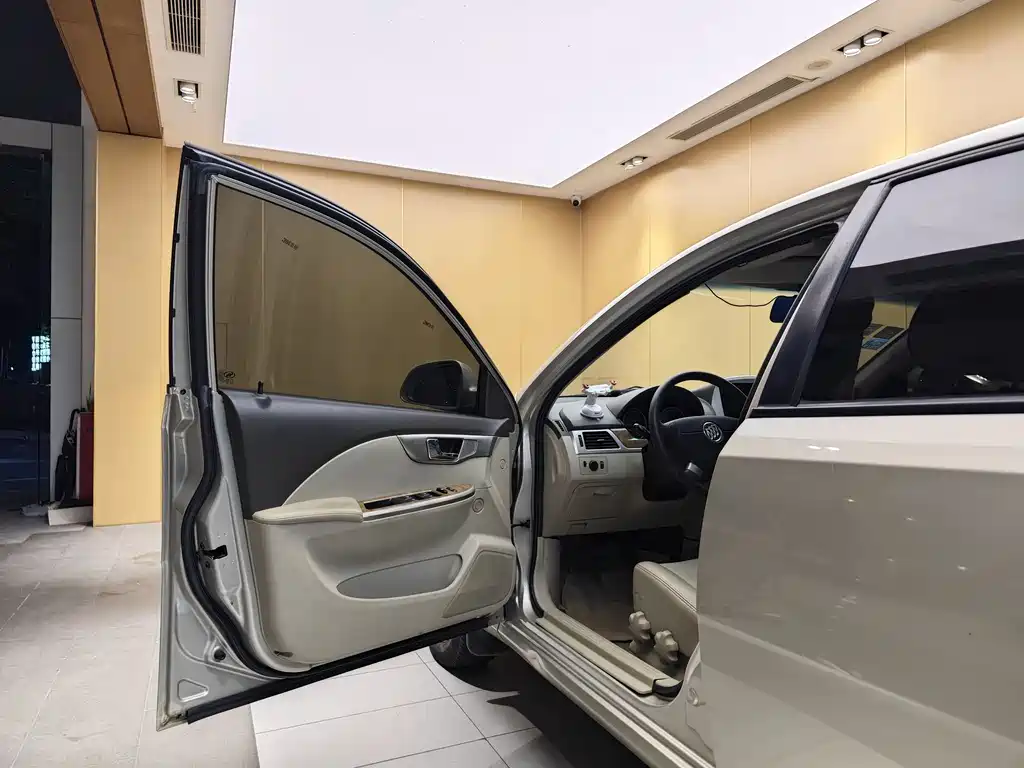 Buick Buick Excelle 2015 1.5L Manual Classic Edition 2015 - thumbnail 7