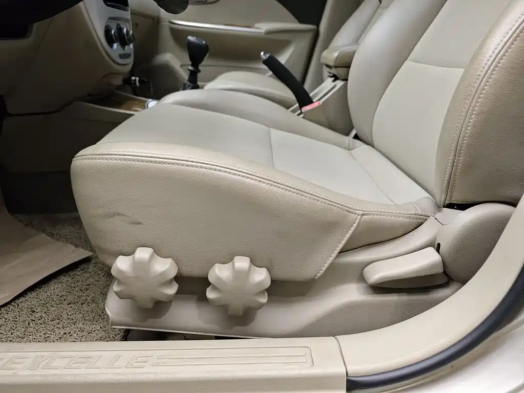 Buick Buick Excelle 2015 1.5L Manual Classic Edition 2015 - thumbnail 10