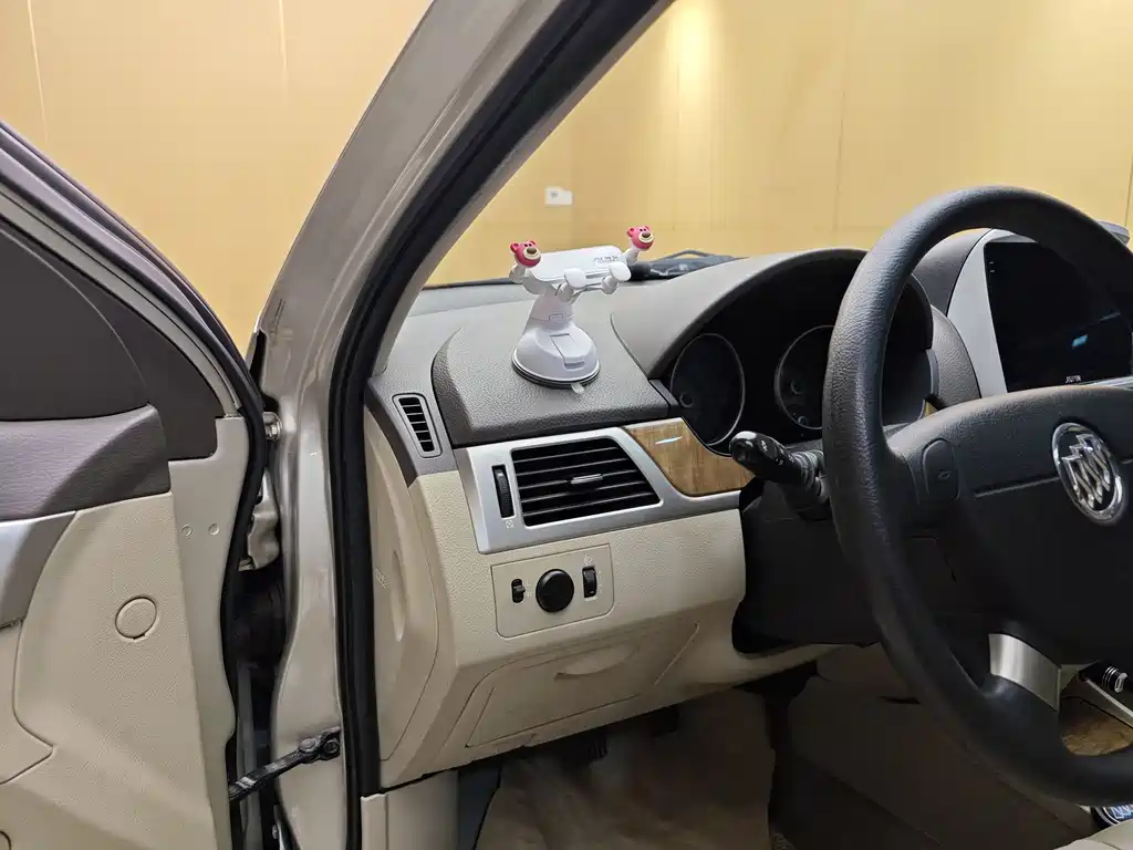 Buick Buick Excelle 2015 1.5L Manual Classic Edition 2015 - thumbnail 11