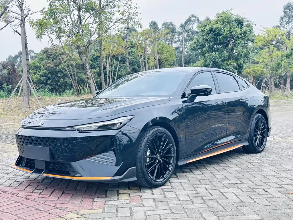 Changan Changan UNI-V 2024 1.5T Premium Sport Edition 2024