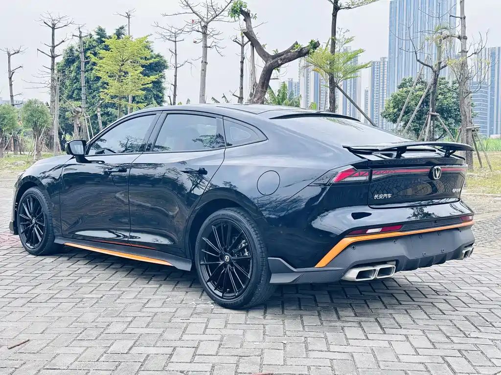 Changan Changan UNI-V 2024 1.5T Premium Sport Edition 2024 - thumbnail 9