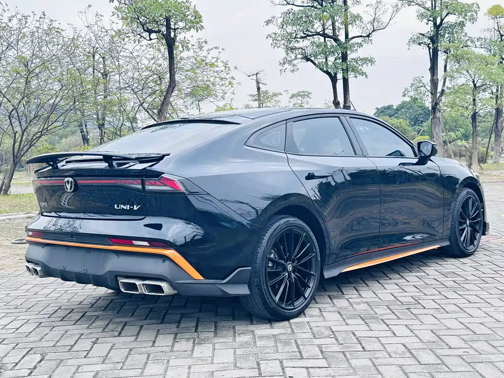 Changan Changan UNI-V 2024 1.5T Premium Sport Edition 2024 - thumbnail 11