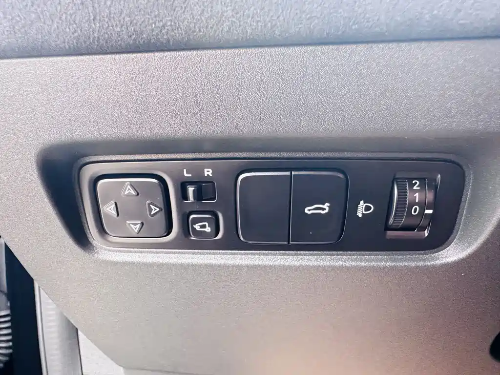 Changan Changan UNI-V 2024 1.5T Premium Sport Edition 2024 - thumbnail 19