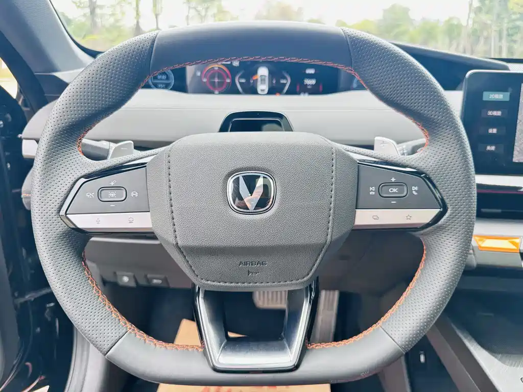Changan Changan UNI-V 2024 1.5T Premium Sport Edition 2024 - thumbnail 20