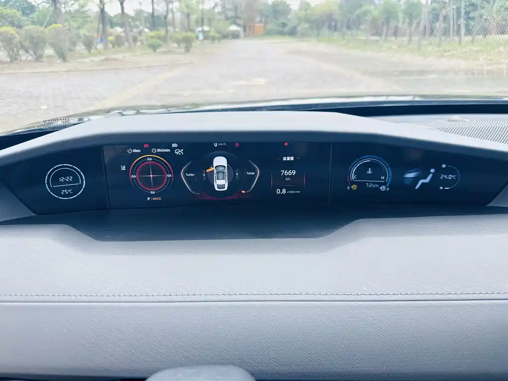Changan Changan UNI-V 2024 1.5T Premium Sport Edition 2024 - thumbnail 21