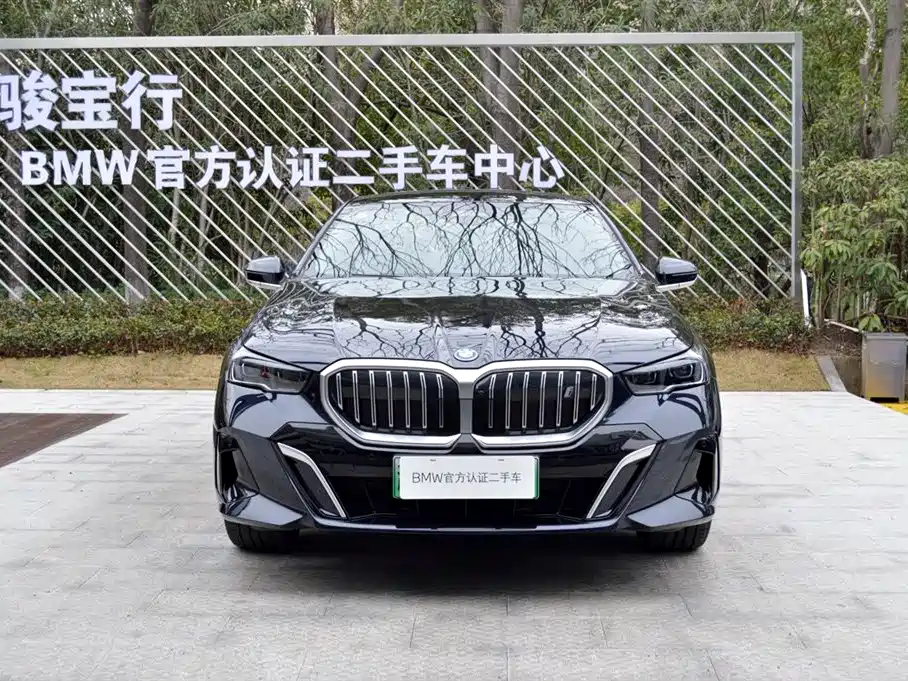 BMW BMW i5 2025 eDrive 40L M Sport Package 2025 - thumbnail 4