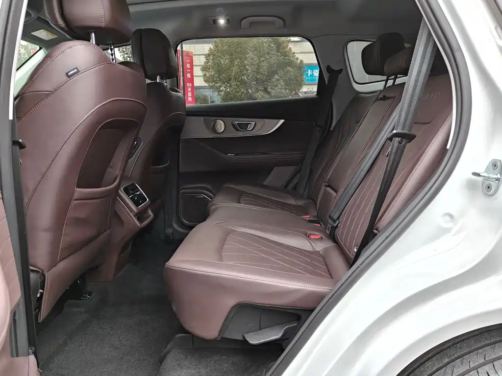 Chery Chery Tiggo 8 Pro 2024 Champion Edition 390T 2WD Peak Version 5-Seat 2024 - thumbnail 5