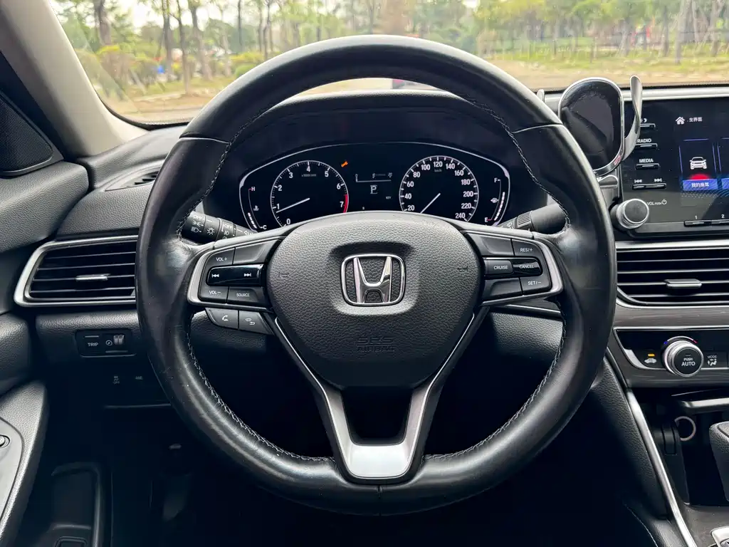 Honda Honda Accord 2018 260TURBO Elite Edition China V 2020 - thumbnail 14