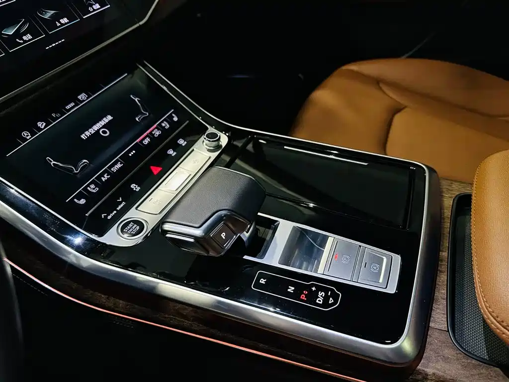 Audi Audi Q7 2023 55 TFSI quattro S line Sport 2023 - thumbnail 11