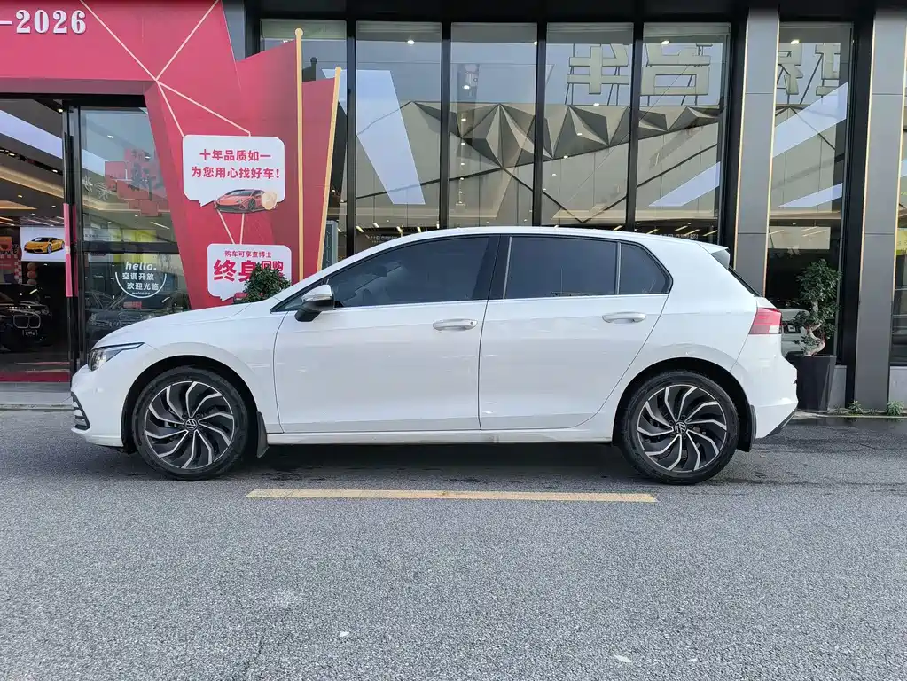 Volkswagen Volkswagen Golf 2021 280TSI DSG Pro 2021 - thumbnail 3