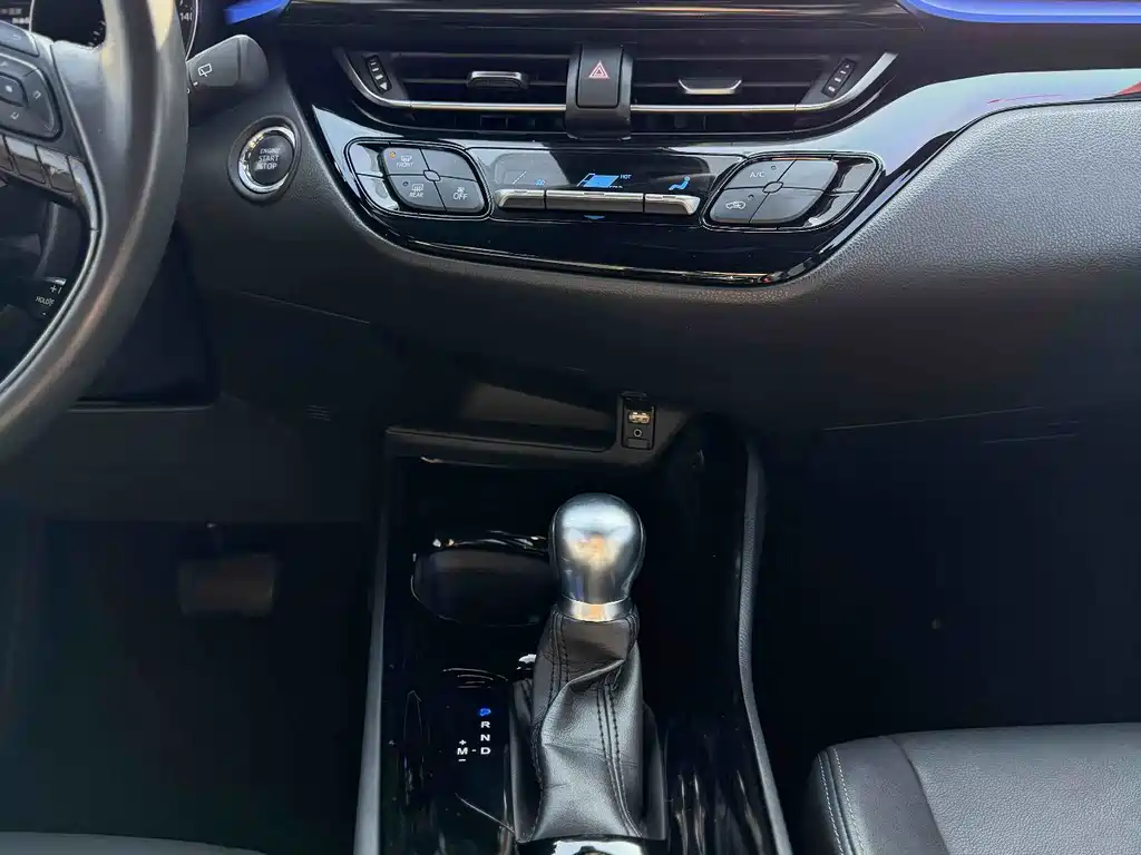 Toyota Toyota IZOA 2018 2.0L E-Chi Edition National VI 2019 - thumbnail 6