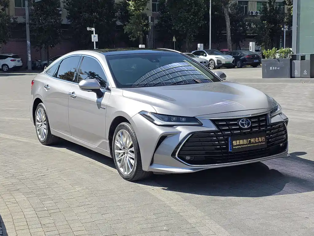 Toyota Toyota Avalon 2023 Hybrid 2.5L XLE Premium Edition 2023 - thumbnail 3