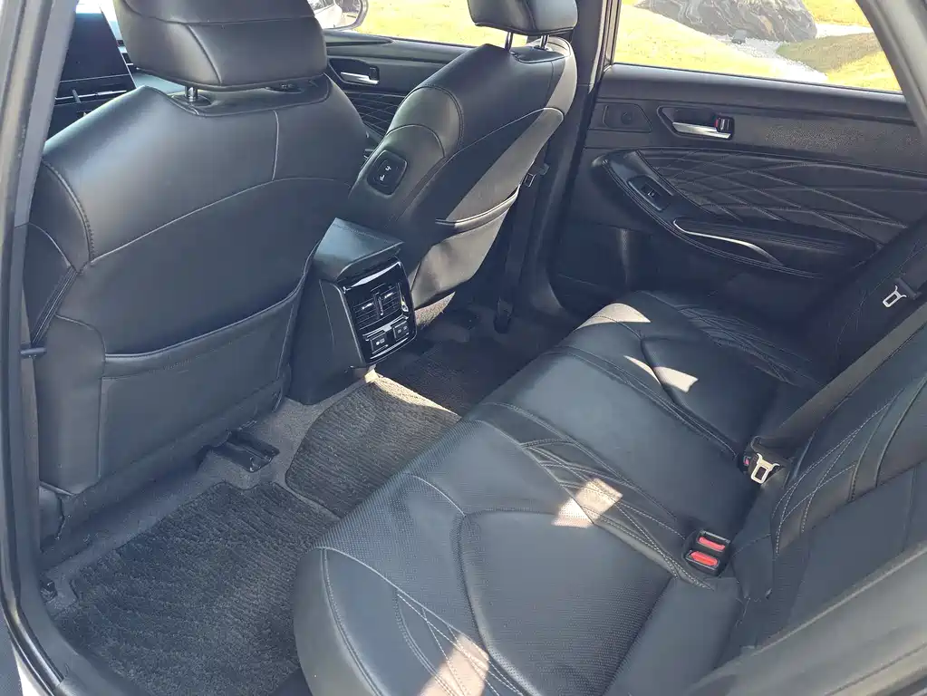 Toyota Toyota Avalon 2023 Hybrid 2.5L XLE Premium Edition 2023 - thumbnail 10
