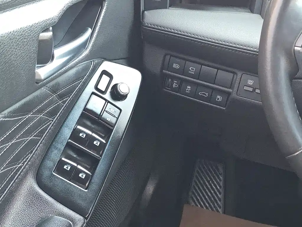 Toyota Toyota Avalon 2023 Hybrid 2.5L XLE Premium Edition 2023 - thumbnail 12