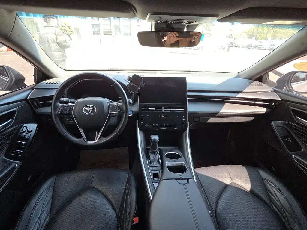 Toyota Toyota Avalon 2023 Hybrid 2.5L XLE Premium Edition 2023 - thumbnail 17