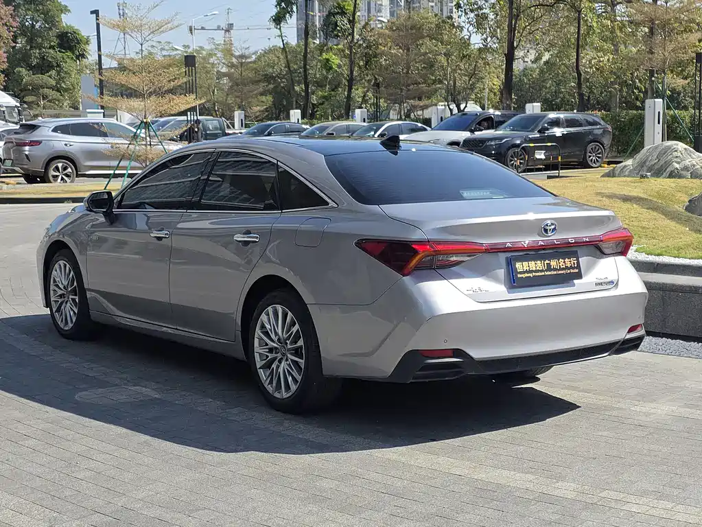 Toyota Toyota Avalon 2023 Hybrid 2.5L XLE Premium Edition 2023 - thumbnail 18