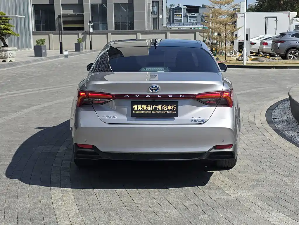 Toyota Toyota Avalon 2023 Hybrid 2.5L XLE Premium Edition 2023 - thumbnail 19