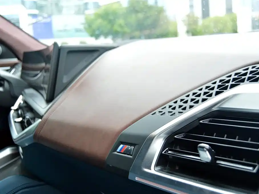 BMW BMW XM 2023 Base Model 2024 - thumbnail 18