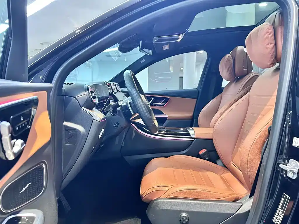 Mercedes-Benz Mercedes-Benz GLC 2024 GLC 300 L 4MATIC Dynamic Model 5-Seat 2024 - thumbnail 8