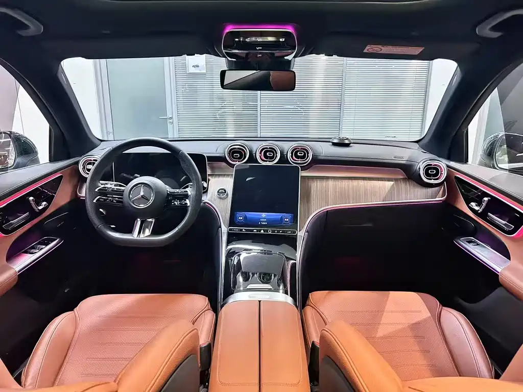 Mercedes-Benz Mercedes-Benz GLC 2024 GLC 300 L 4MATIC Dynamic Model 5-Seat 2024 - thumbnail 9