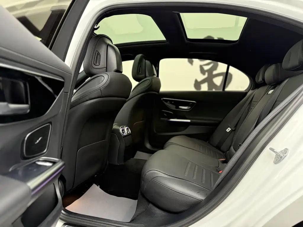 Mercedes-Benz Mercedes-Benz C-Class 2024 C 260 L Sport Edition 2024 - thumbnail 5