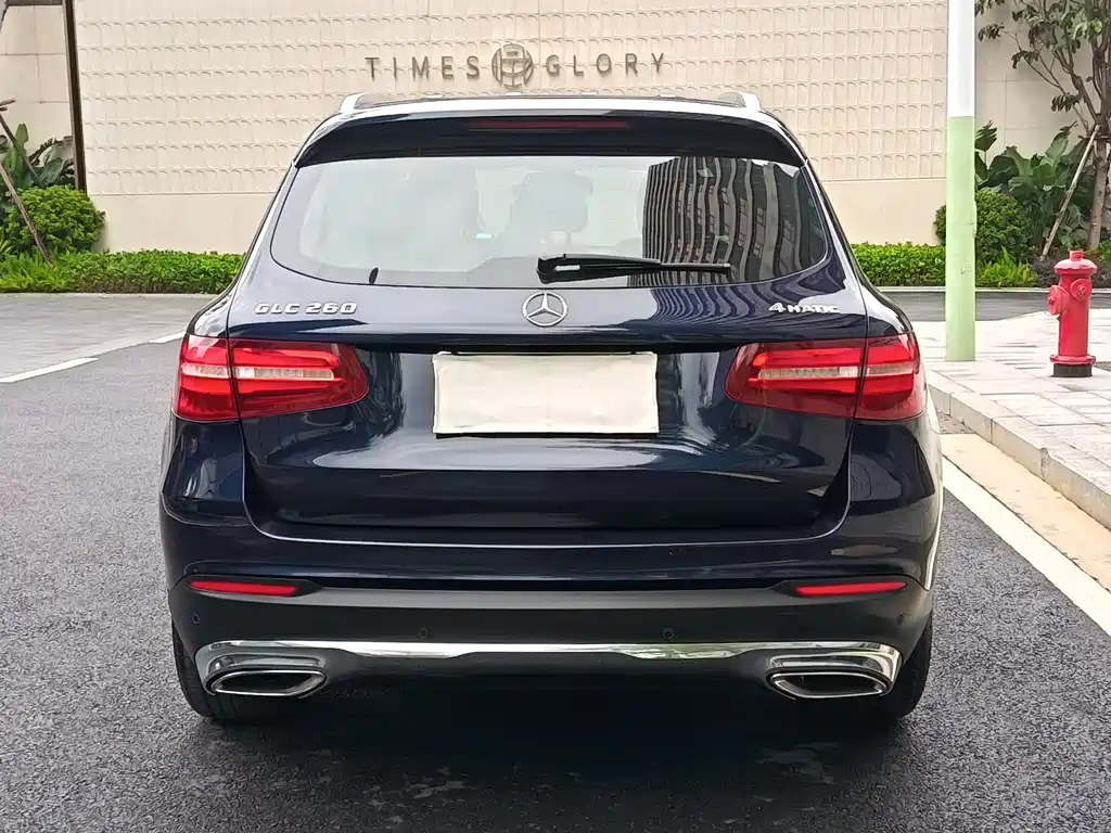Mercedes-Benz Mercedes-Benz GLC 2016 GLC 260 4MATIC Sport Edition 2016 - thumbnail 3