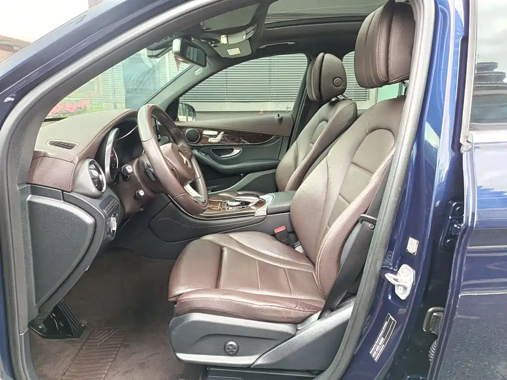 Mercedes-Benz Mercedes-Benz GLC 2016 GLC 260 4MATIC Sport Edition 2016 - thumbnail 5