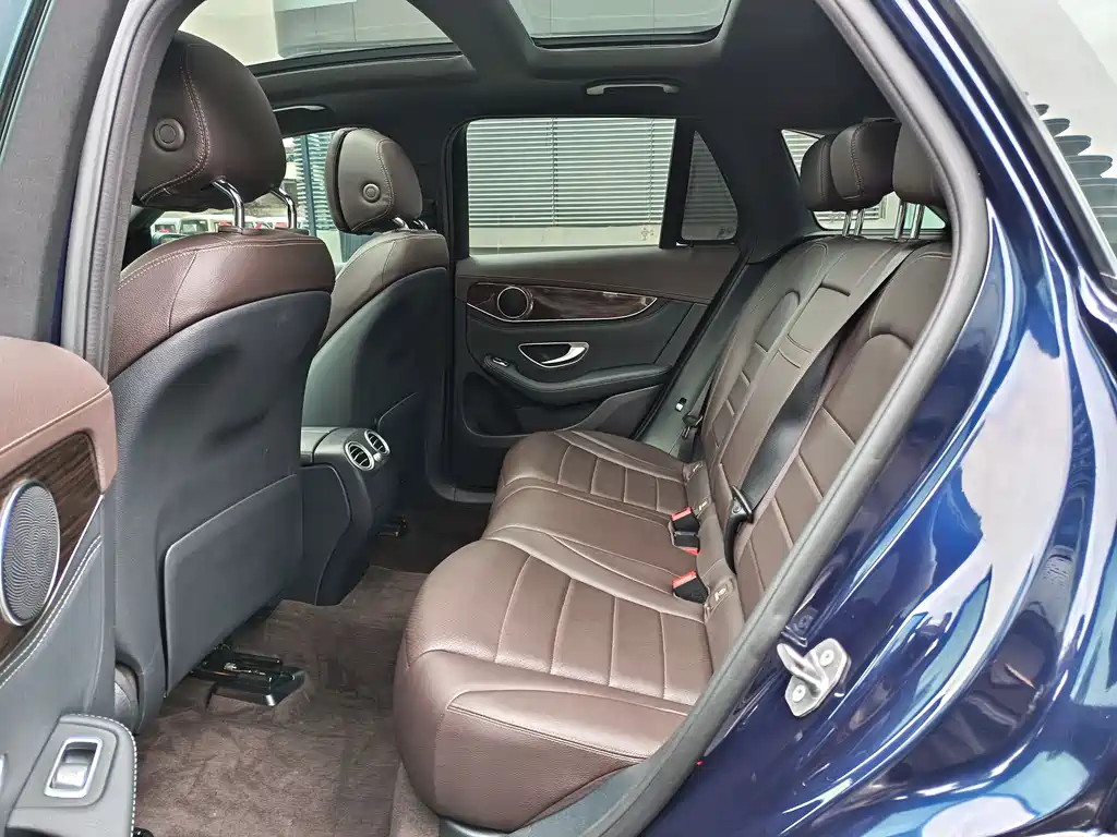 Mercedes-Benz Mercedes-Benz GLC 2016 GLC 260 4MATIC Sport Edition 2016 - thumbnail 6