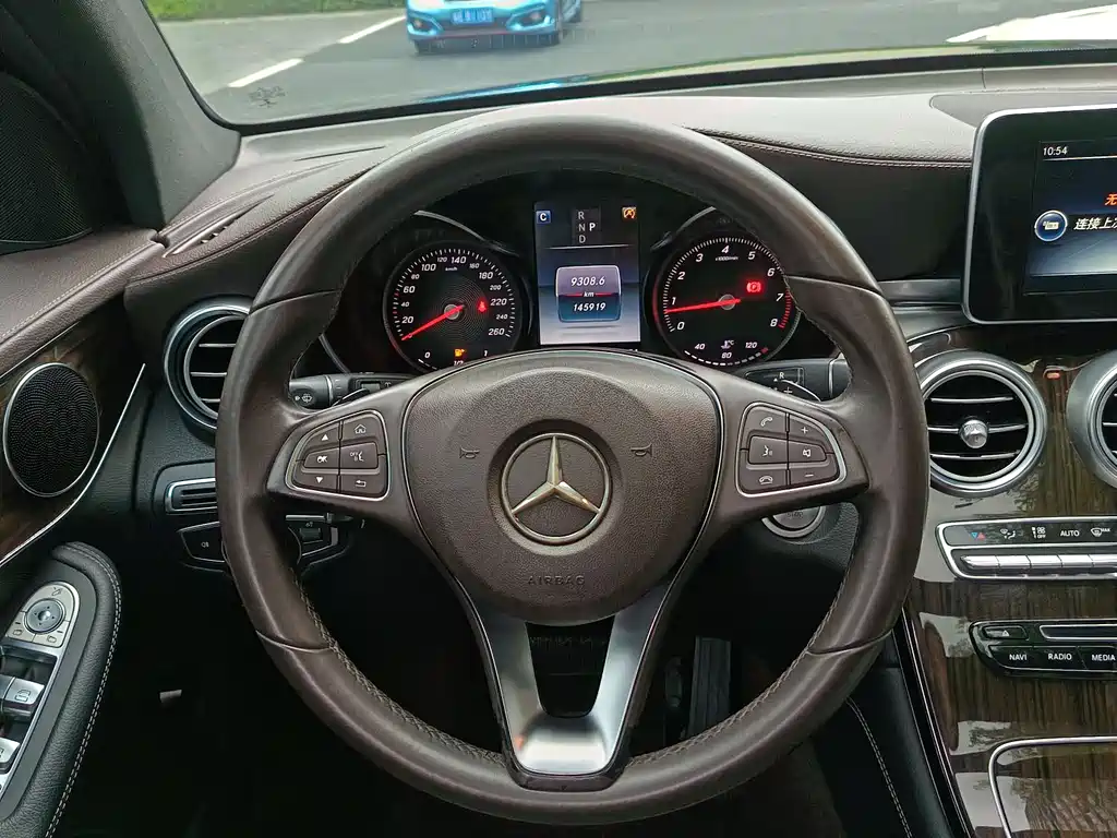 Mercedes-Benz Mercedes-Benz GLC 2016 GLC 260 4MATIC Sport Edition 2016 - thumbnail 8